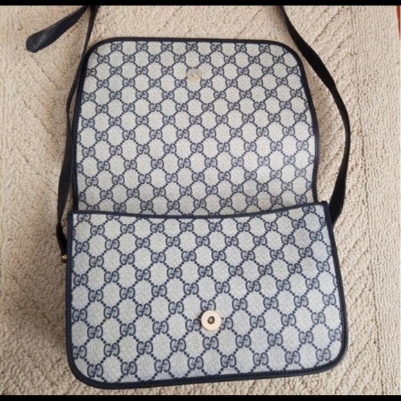 Authentic Gucci supreme sherry web messenger bag - Picture 4 of 8